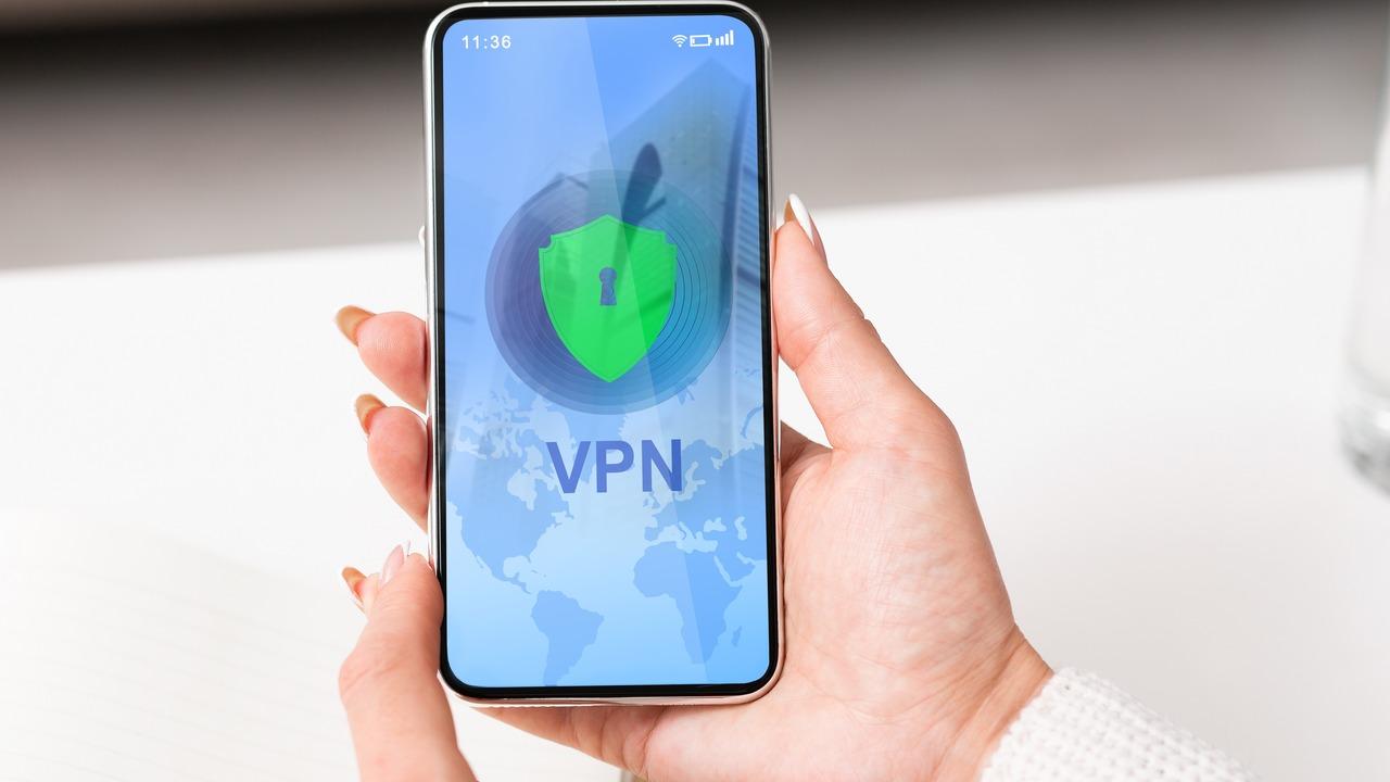 HotspotShield Review: Is It the Best VPN for Privacy?